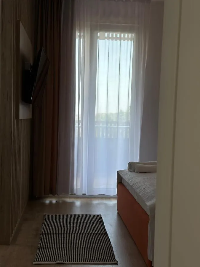 Hotel Restaurant Natyra E Qete Lezhë