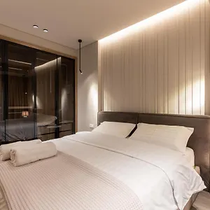Night Appartement Tirana